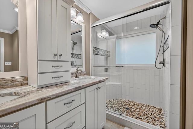 178 W River Bend Drive, Eatonton, GA 31024