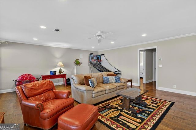 178 W River Bend Drive, Eatonton, GA 31024