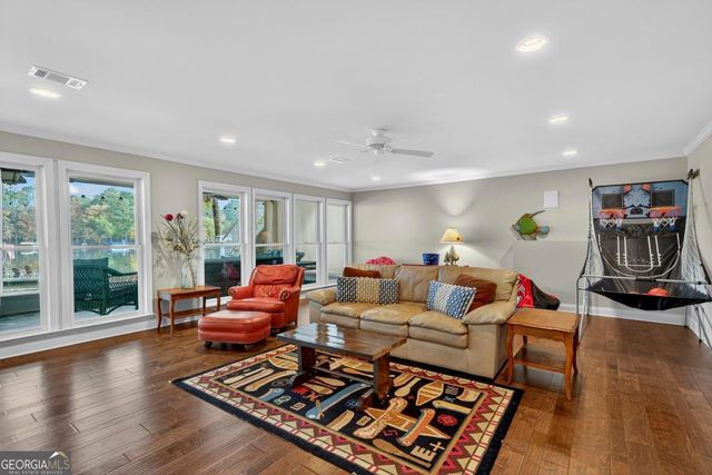 178 W River Bend Drive, Eatonton, GA 31024