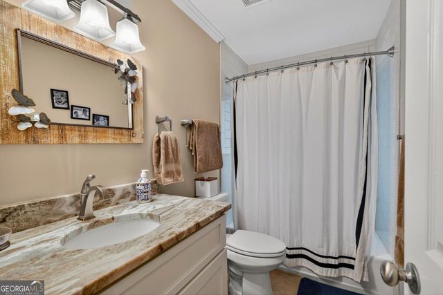 178 W River Bend Drive, Eatonton, GA 31024