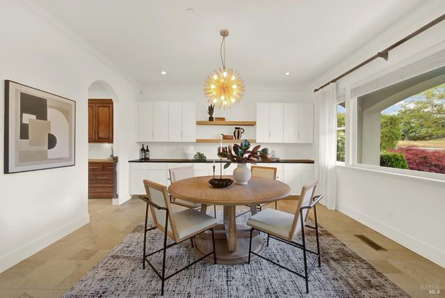 213 Cardwell Ct, Napa, CA 94559