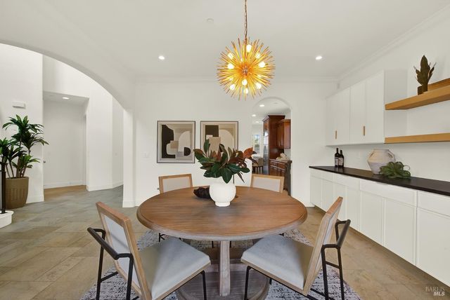 213 Cardwell Ct, Napa, CA 94559