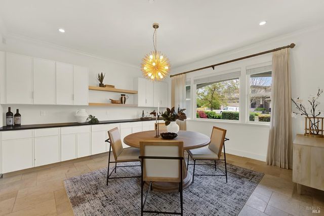 213 Cardwell Ct, Napa, CA 94559