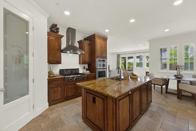 213 Cardwell Ct, Napa, CA 94559