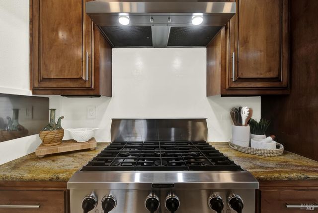 213 Cardwell Ct, Napa, CA 94559