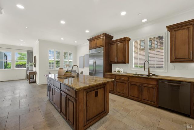 213 Cardwell Ct, Napa, CA 94559