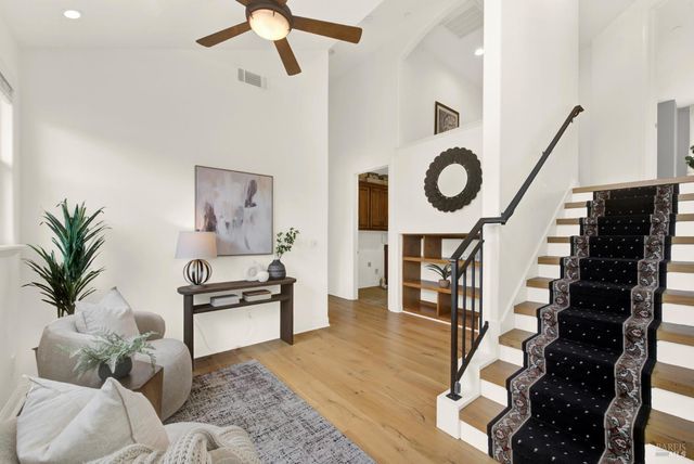 213 Cardwell Ct, Napa, CA 94559