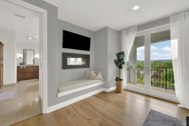 213 Cardwell Ct, Napa, CA 94559