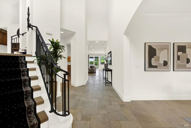 213 Cardwell Ct, Napa, CA 94559