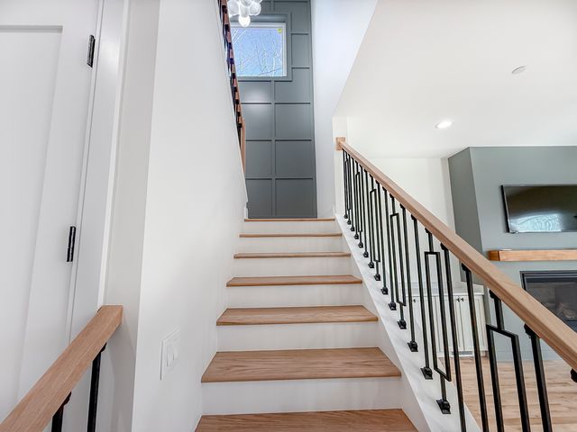 1115 Alima Terrace, La Grange Park, IL 60526