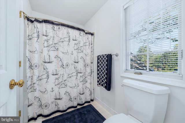 14 REESE DR, Newark, DE 19711