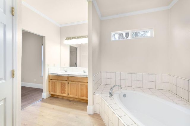 1261 Jurgens Rd, Rescue, CA 95672