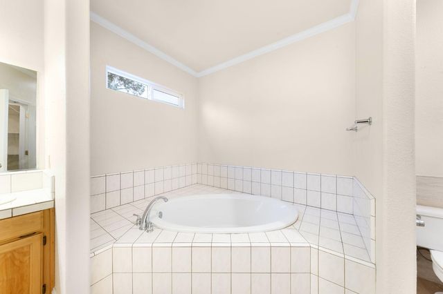 1261 Jurgens Rd, Rescue, CA 95672