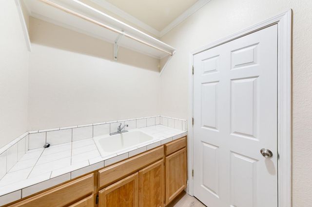 1261 Jurgens Rd, Rescue, CA 95672