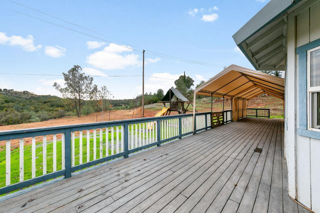 1261 Jurgens Rd, Rescue, CA 95672