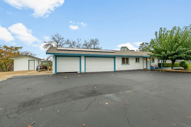 1261 Jurgens Rd, Rescue, CA 95672