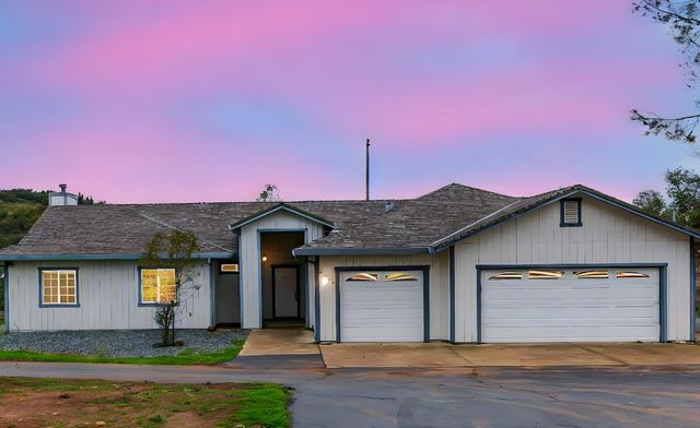 1261 Jurgens Rd, Rescue, CA 95672