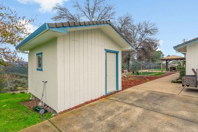 1261 Jurgens Rd, Rescue, CA 95672