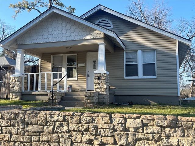 110 E Dewey Street, Shawnee, OK 74801