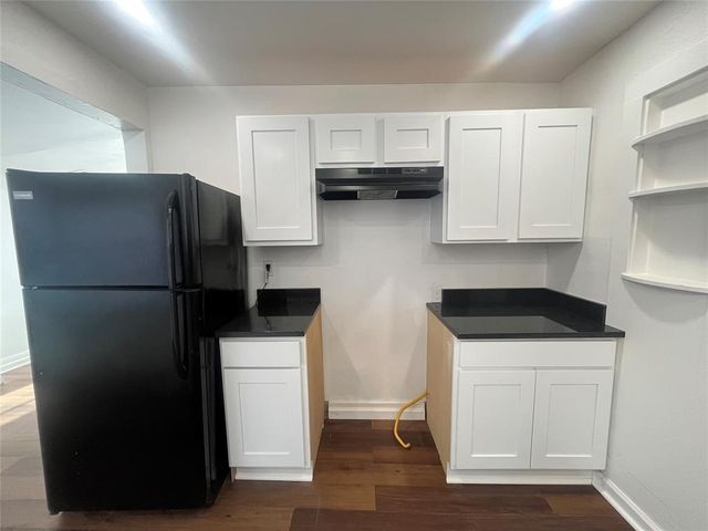 110 E Dewey Street, Shawnee, OK 74801