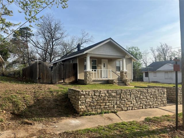 110 E Dewey Street, Shawnee, OK 74801