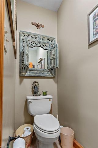 18212 Darden Scout RD, Courtland, VA 23837