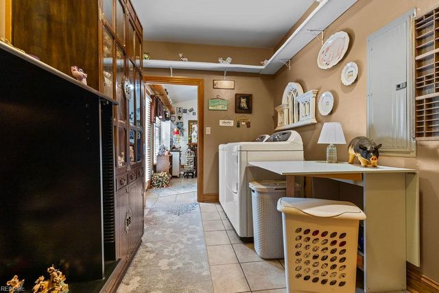 18212 Darden Scout RD, Courtland, VA 23837