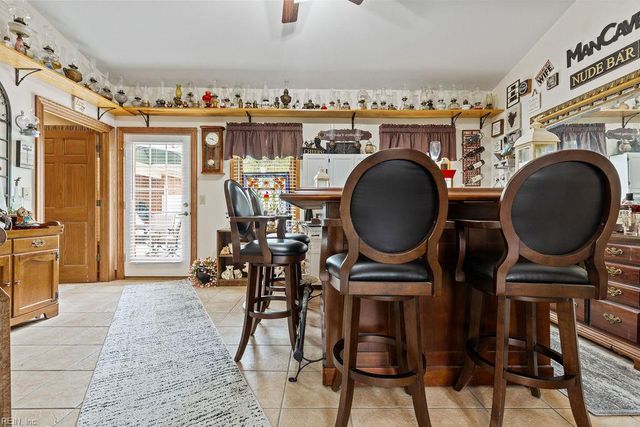 18212 Darden Scout RD, Courtland, VA 23837