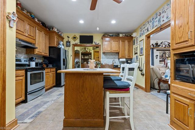 18212 Darden Scout RD, Courtland, VA 23837