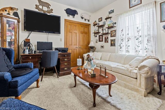 18212 Darden Scout RD, Courtland, VA 23837