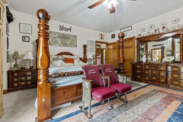 18212 Darden Scout RD, Courtland, VA 23837