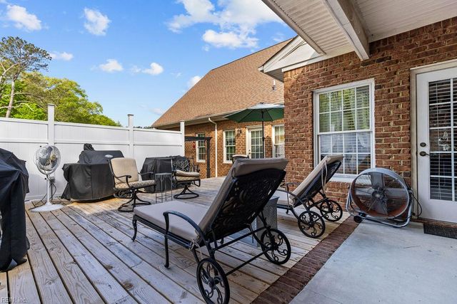 18212 Darden Scout RD, Courtland, VA 23837