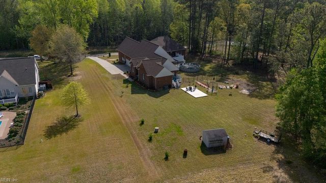 18212 Darden Scout RD, Courtland, VA 23837