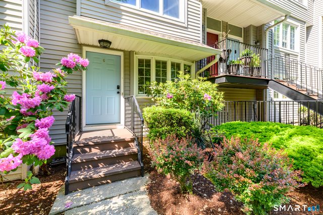 2700 Bedford Street G, Stamford, CT 06905