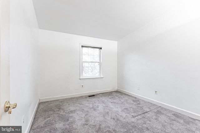 8031 MERRY OAKS CT, Vienna, VA 22182