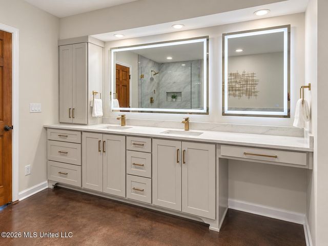 3461 Amy Drive, Nesbit, MS 38651