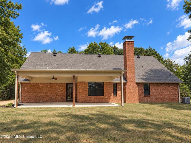 3461 Amy Drive, Nesbit, MS 38651