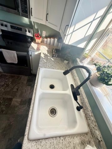 342 E Oak Street, Nicholasville, KY 40356