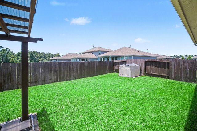 25628 Northpark Spruce Drive, Porter, TX 77365