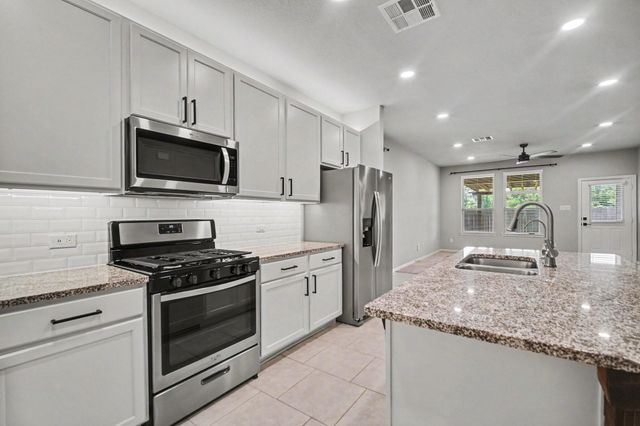 25628 Northpark Spruce Drive, Porter, TX 77365