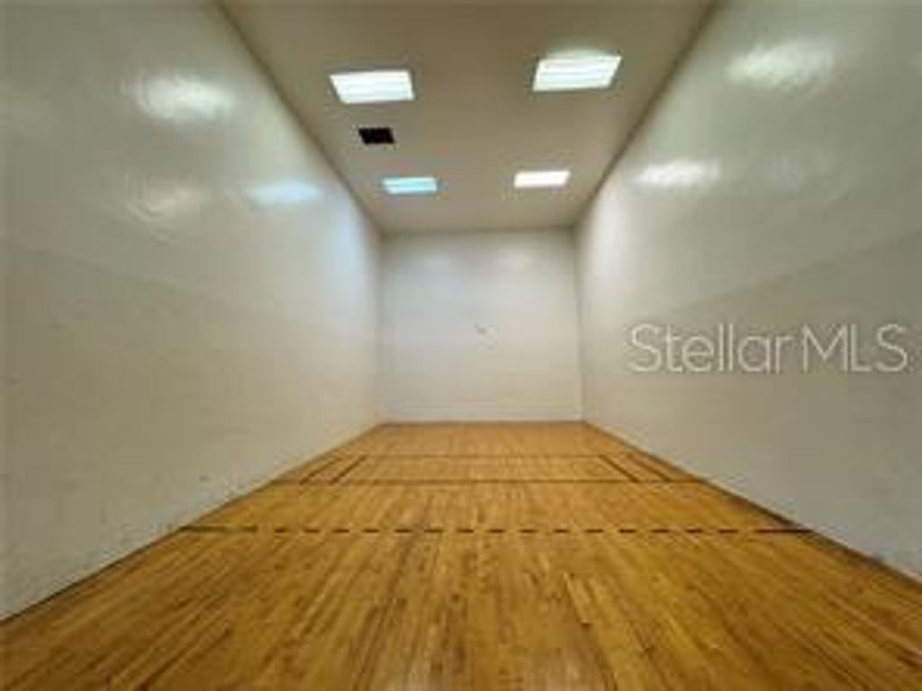 Image 20 of property listing at Address unavailable.