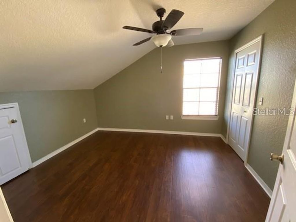 Image 4 of property listing at Address unavailable.