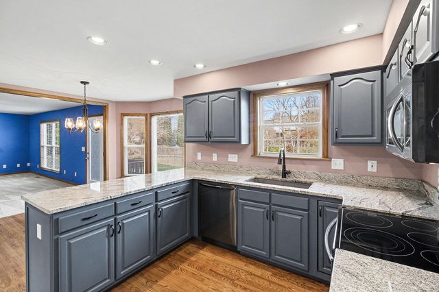 1513 Whispering Pines Drive, Hebron, KY 41048