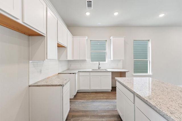 10178 Barberry Street, Willis, TX 77318