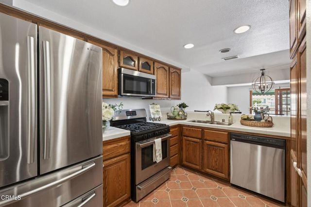 1693 Dockside Lane, Camarillo, CA 93010