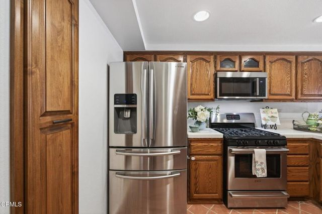 1693 Dockside Lane, Camarillo, CA 93010