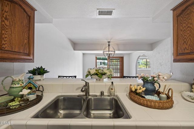 1693 Dockside Lane, Camarillo, CA 93010