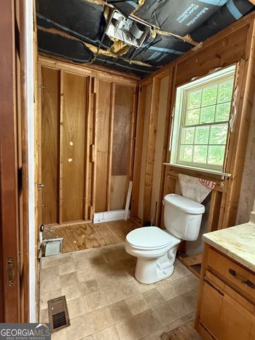 398 Taylors Chapel Road, Rabun Gap, GA 30568