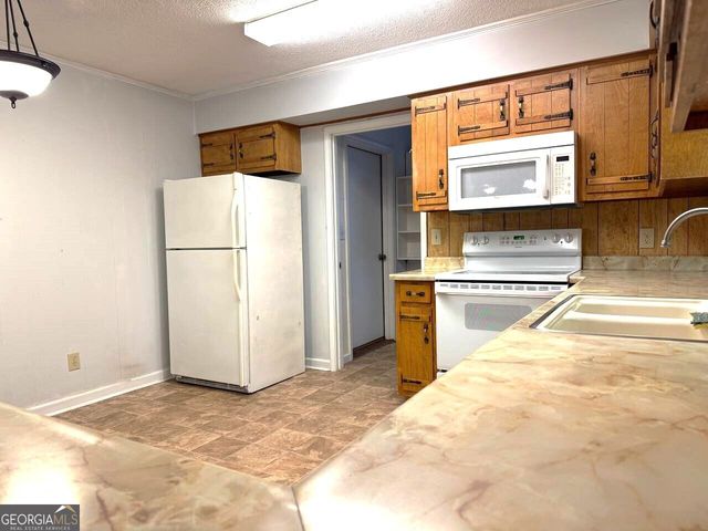 398 Taylors Chapel Road, Rabun Gap, GA 30568