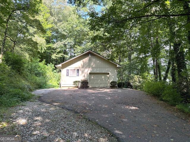 398 Taylors Chapel Road, Rabun Gap, GA 30568